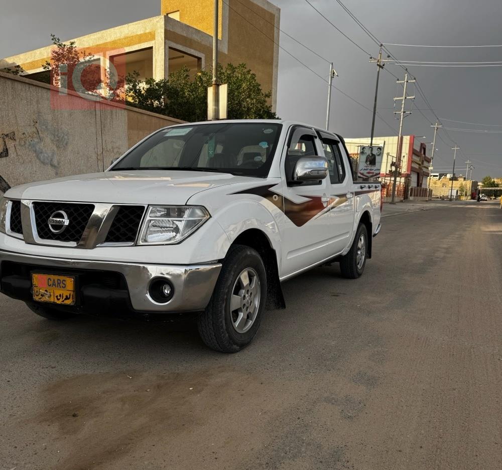 نيسان نافارا